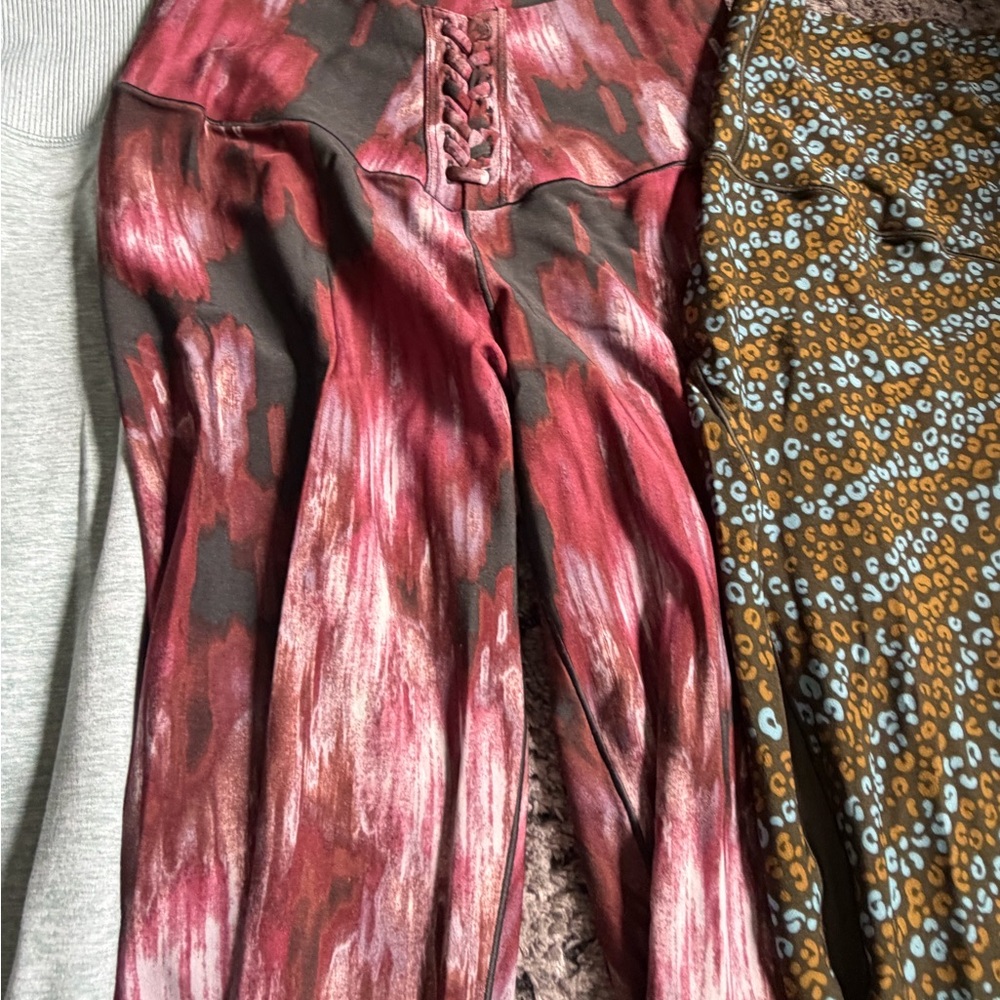 Aerie leggings and biker shorts - Picture 9 of 14
